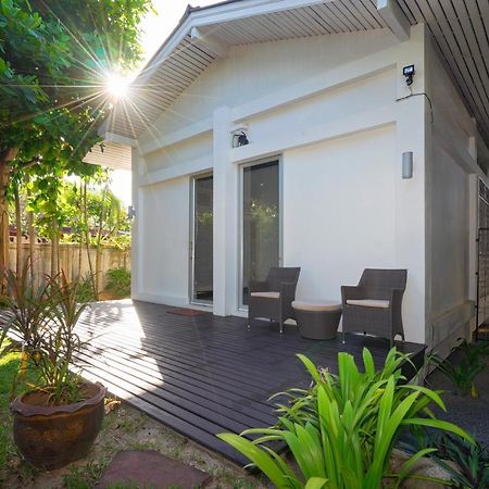 Ban Mok Talay Beachfront Villa Bangrak Plajı Dış mekan fotoğraf